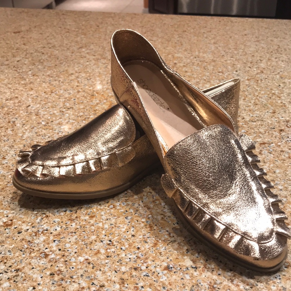 ShoeDazzle “Patricia” Rose Gold Flats